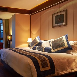 鲲舍海景酒店的大床房