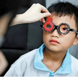 健明眼视光视力矫正测量
