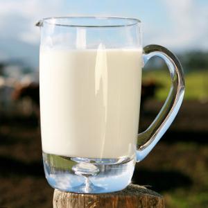 澳牧牛奶