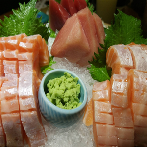 九久日本料理三文鱼