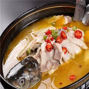 卢小鱼新派酸菜啵啵鱼辣椒