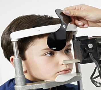 亮晶晶视力保健训练中心视力检查