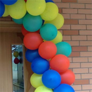 布布园幼儿园气球