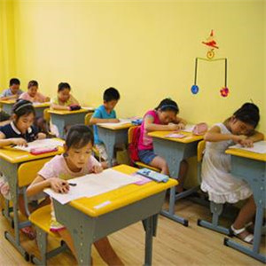 爱贝语国际少儿教育教室
