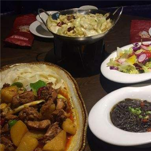 新疆西域餐厅盘子