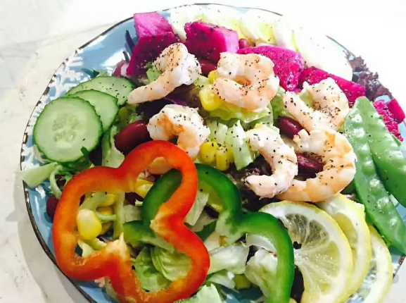 salad轻食主义有助于调节体脂