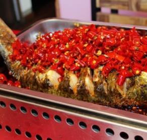 红太阳湘菜馆鱼
