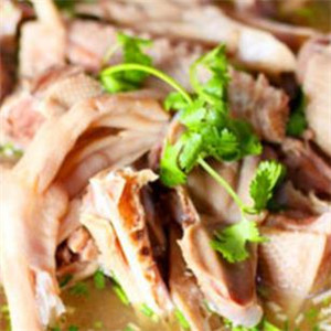 螺螺赛鹅传统焖制美食