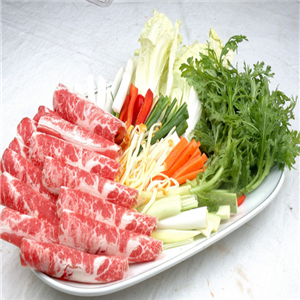 福合里牛肉石斑火锅菜品