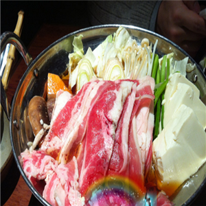 福合里牛肉石斑火锅菜品
