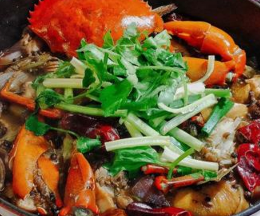 石锅鱼蟹煲鸡营养