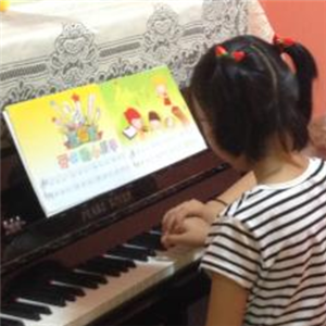 TOP钢琴教学
