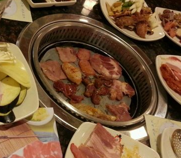 江南金草帽韩式自助烤肉