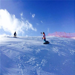 云佛山滑雪场