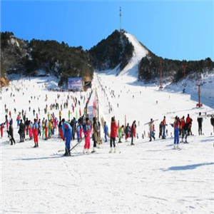 云佛山滑雪场特色