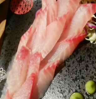盛玖锅锅物料理生鱼片