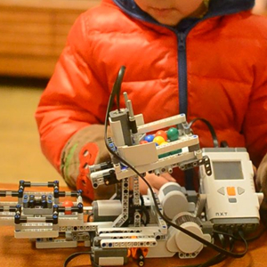 娃力机器人教育