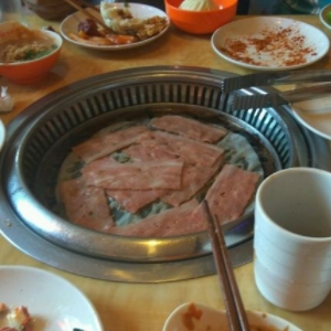 金鼎宴韩式自助烤肉好吃不贵