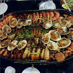 潮汕海鲜大排档大餐