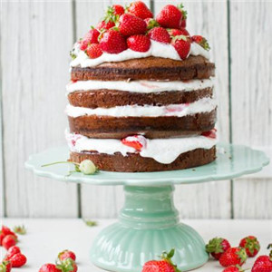 森派烘焙草莓巧克力蛋糕