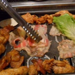 蝶雨韩式海鲜自助烧烤品牌