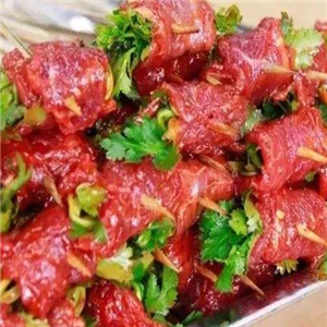 一串飘红串串香香菜牛肉