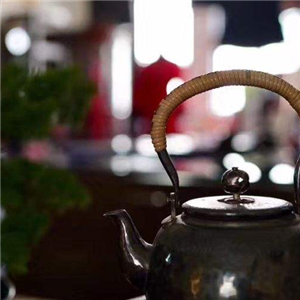 大雅美学艺术推广传播中心茶壶