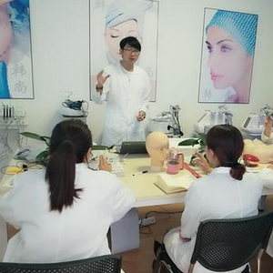 kor韩国皮肤管理培训学院年轻
