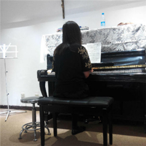 慧声现代音乐培训钢琴
