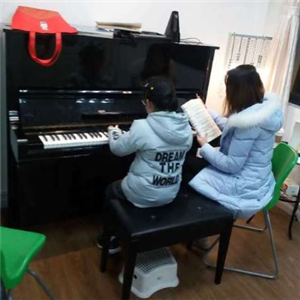 赫芬钢琴培训中心教学