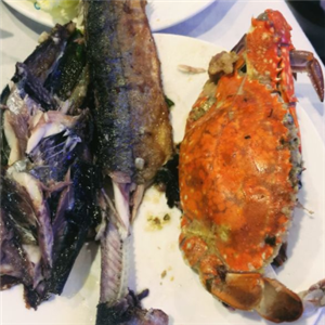 阿蒙森海鲜自助餐厅螃蟹