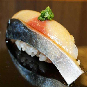 荣信黑鲽鱼寿司