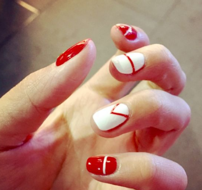 Red NailSalon