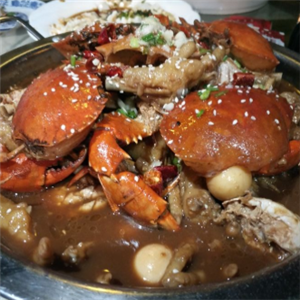 炉茶小龙虾肉蟹煲虾