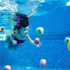 婴儿游泳馆气球