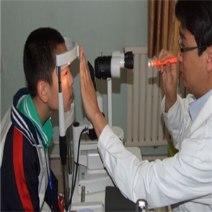 恒佳视力矫正中心检查
