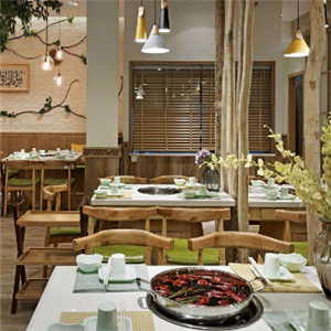 京燕饭店桌子