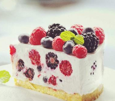 爱芙园蛋糕树莓