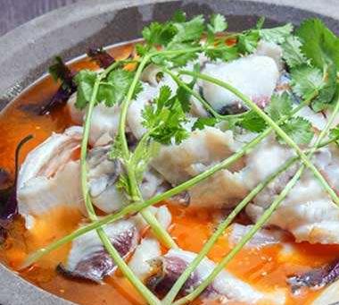 回味鲜石锅鱼特色