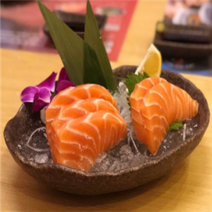 訫寿司三文鱼