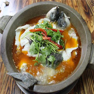 隆瑞石锅鱼香菜