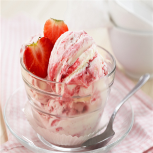 酷饮冰淇淋草莓