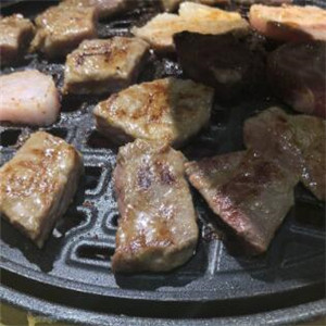 六丁火木炭烤肉鲜美