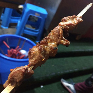 新疆艾山快餐厅肉串