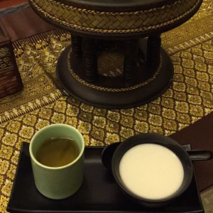 蘭泰式古法按摩茶水