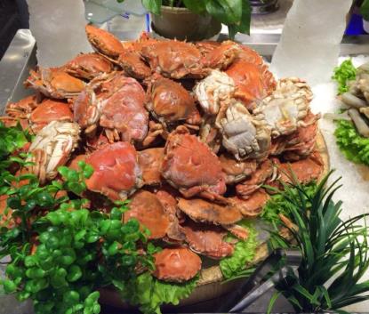 盛运自助涮烤餐厅螃蟹