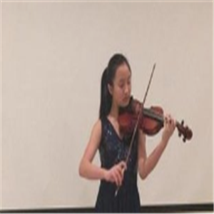 julia音乐教室小提琴演奏