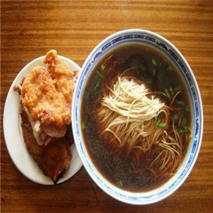 哈努美食中华传统牛肉面浓汤