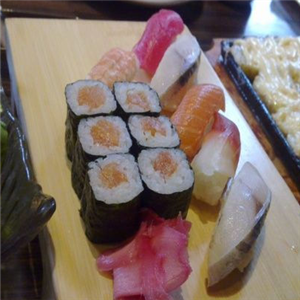 味通日本料理寿司拼盘