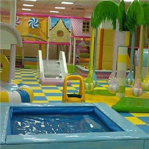 幻家儿童乐园泳池